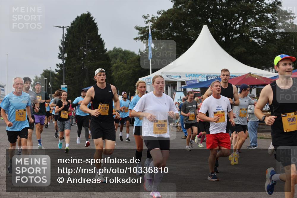 13.09.2026 - Kiel Lauf Andreas Tolksdorf http://msf.ph/oto/10336810 13.09.2026 09:54:01 Kiellinie 35, 7471, 8515, 11153, 11416, 39, 9289, 10893, 39, 990 meine-sportfotos.de