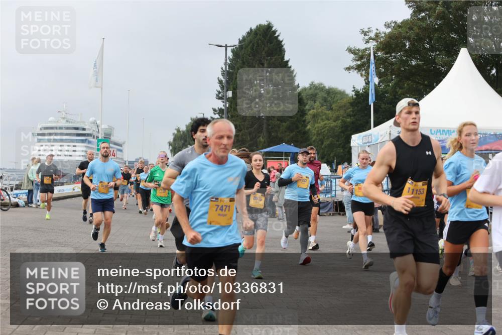 13.09.2026 - Kiel Lauf Andreas Tolksdorf http://msf.ph/oto/10336831 13.09.2026 09:54:02 Kiellinie 5197, 7158, 7471, 8515, 11, 96, 11153 meine-sportfotos.de