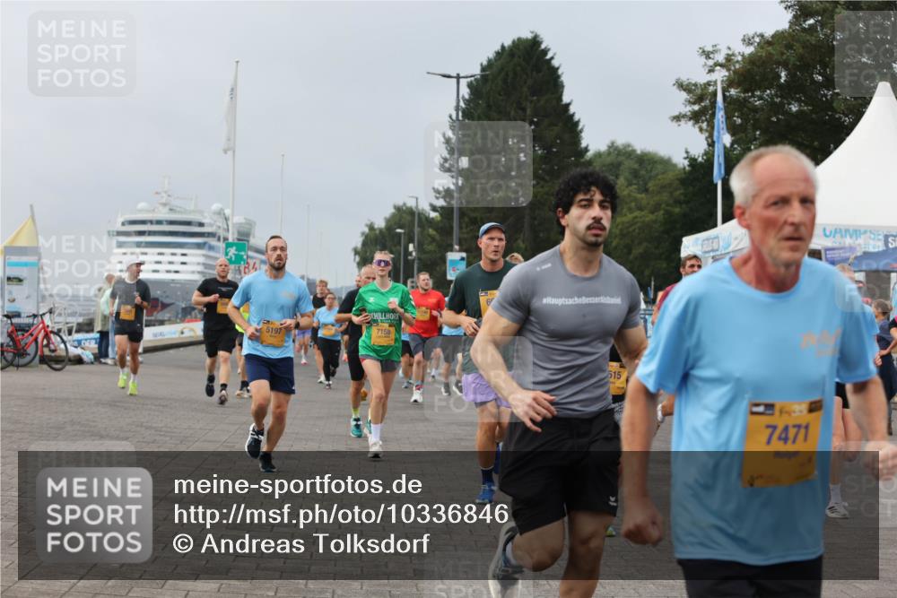 13.09.2026 - Kiel Lauf Andreas Tolksdorf http://msf.ph/oto/10336846 13.09.2026 09:54:03 Kiellinie 5197, 7158, 10, 6, 515, 7471 meine-sportfotos.de