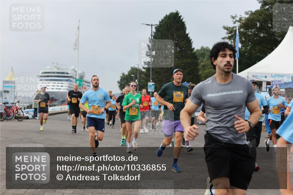 13.09.2026 - Kiel Lauf Andreas Tolksdorf http://msf.ph/oto/10336855 13.09.2026 09:54:03 Kiellinie 4, 5197, 7158, 6988, 12566 meine-sportfotos.de