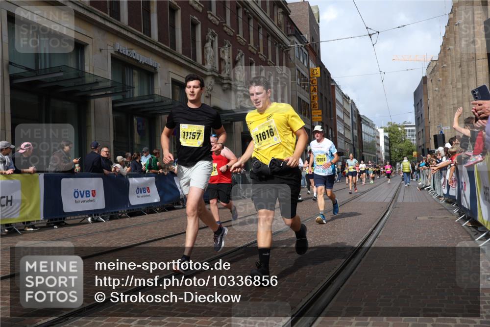 13.09.2026 - 21. swb-Marathon Bremen Strokosch-Dieckow http://msf.ph/oto/10336856 13.09.2026 11:05:10 Ziel 10186, 10259, 10260, 10411, 10432, 10576, 10697, 10717, 10802, 10864, 11146, 11314, 11326, 11334, 11387, 11394, 11520, 11521, 11571, 11572, 11724, 11791, 11892, 11947, 12011, 12055, 12079, 12080, 12156, 12251, 12273, 12330, 12362, 12501, 10315, 10370, 10465, 10576, 10718, 10729, 10741, 10800, 10850, 10855, 10856, 10975, 10995, 11102, 11105, 11133, 11157, 11218, 11272, 11281, 11326, 11395, 11518, 11584, 11616, 11722, 11757, 11900, 11939, 12002, 12011, 12064 meine-sportfotos.de