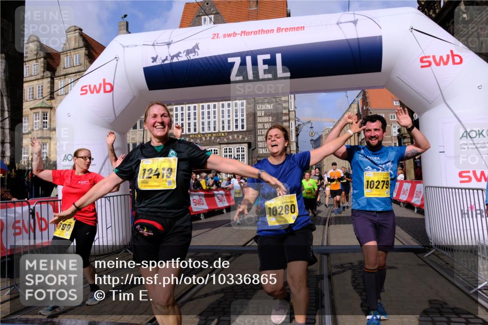 13.09.2026 - 21. swb-Marathon Bremen Tim E. http://msf.ph/oto/10336865 13.09.2026 11:07:51 Ziel 10138, 10279, 10280, 10363, 10364, 10501, 10505, 10580, 10595, 10695, 10748, 10907, 10935, 11223, 11417, 11643, 11767, 11865, 11899, 11924, 11934, 12167, 12168, 12194, 12210, 12277, 12419, 12509 meine-sportfotos.de