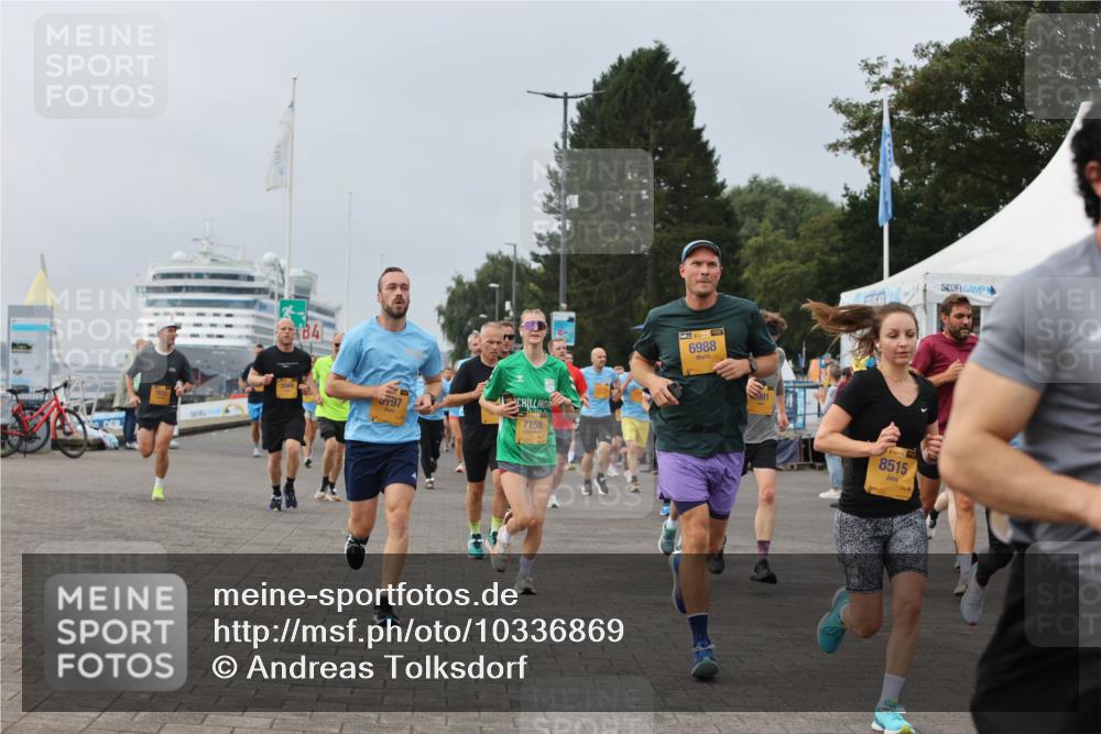 13.09.2026 - Kiel Lauf Andreas Tolksdorf http://msf.ph/oto/10336869 13.09.2026 09:54:03 Kiellinie 84, 197, 7158, 6988, 8515 meine-sportfotos.de