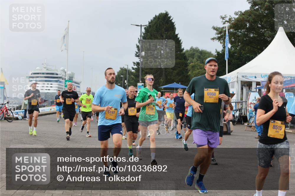 13.09.2026 - Kiel Lauf Andreas Tolksdorf http://msf.ph/oto/10336892 13.09.2026 09:54:04 Kiellinie 7933, 7130, 2044, 7158, 5331, 5197, 6988, 8515 meine-sportfotos.de