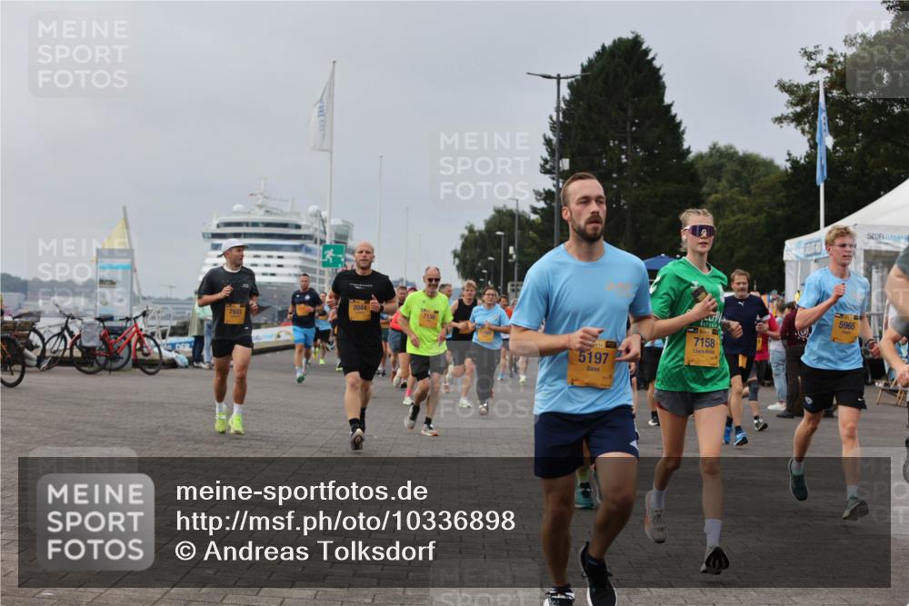 13.09.2026 - Kiel Lauf Andreas Tolksdorf http://msf.ph/oto/10336898 13.09.2026 09:54:04 Kiellinie 2044, 7130, 7933, 11568, 5197, 7158, 5965 meine-sportfotos.de