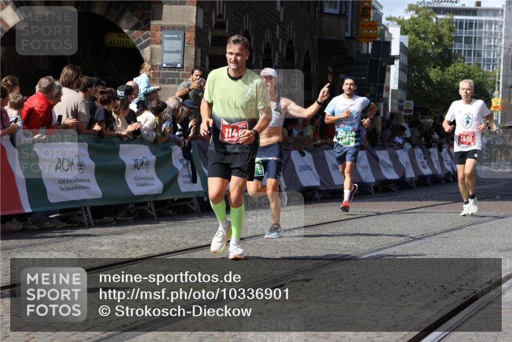 13.09.2026 - 21. swb-Marathon Bremen Strokosch-Dieckow http://msf.ph/oto/10336901 13.09.2026 13:18:45 Ziel 465, 1146, 1419, 2055, 5307, 5460, 6293, 6294, 6818, 7245, 7491, 7731, 7954, 8404, 8872, 9019, 9275, 13150, 307, 4916, 5277, 6310, 7104, 7154, 7602, 7791, 13184 meine-sportfotos.de