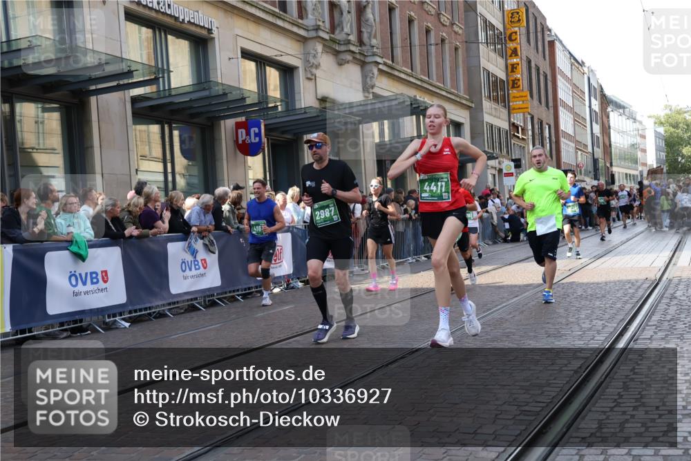 13.09.2026 - 21. swb-Marathon Bremen Strokosch-Dieckow http://msf.ph/oto/10336927 13.09.2026 13:25:34 Ziel 150, 191, 1163, 1458, 1647, 1752, 2033, 2062, 2421, 2708, 2781, 2987, 3124, 3248, 3516, 3722, 4067, 4161, 4411, 4439, 4476, 4842, 4927, 5013, 5139, 5558, 5622, 5701, 6135, 6605, 7638, 7780, 8271, 8361, 8592, 9266, 9440, 9794, 191, 209, 260, 1119, 1650, 1658, 2046, 3124, 3168, 3186, 3187, 3806, 4294, 4459, 4717, 5703, 5755, 5814, 6113, 6380, 7252, 7306, 7326, 8357, 8545, 8597, 8695, 8769, 8890, 9036, 9299, 9460, 9468, 9506, 9563, 13025 meine-sportfotos.de