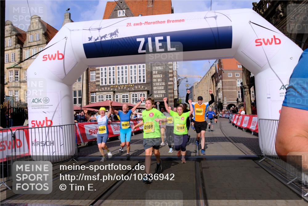 13.09.2026 - 21. swb-Marathon Bremen Tim E. http://msf.ph/oto/10336942 13.09.2026 11:07:53 Ziel 10138, 10279, 10280, 10363, 10364, 10501, 10505, 10580, 10595, 10695, 10907, 10935, 11037, 11223, 11643, 11767, 11899, 11924, 11934, 12167, 12168, 12194, 12210, 12277, 12307, 12419, 12509 meine-sportfotos.de