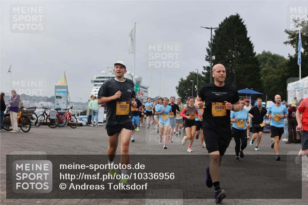 13.09.2026 - Kiel Lauf Andreas Tolksdorf http://msf.ph/oto/10336956 13.09.2026 09:54:07 Kiellinie 38, 7933, 84, 3864, 12, 39, 2044, 11568 meine-sportfotos.de