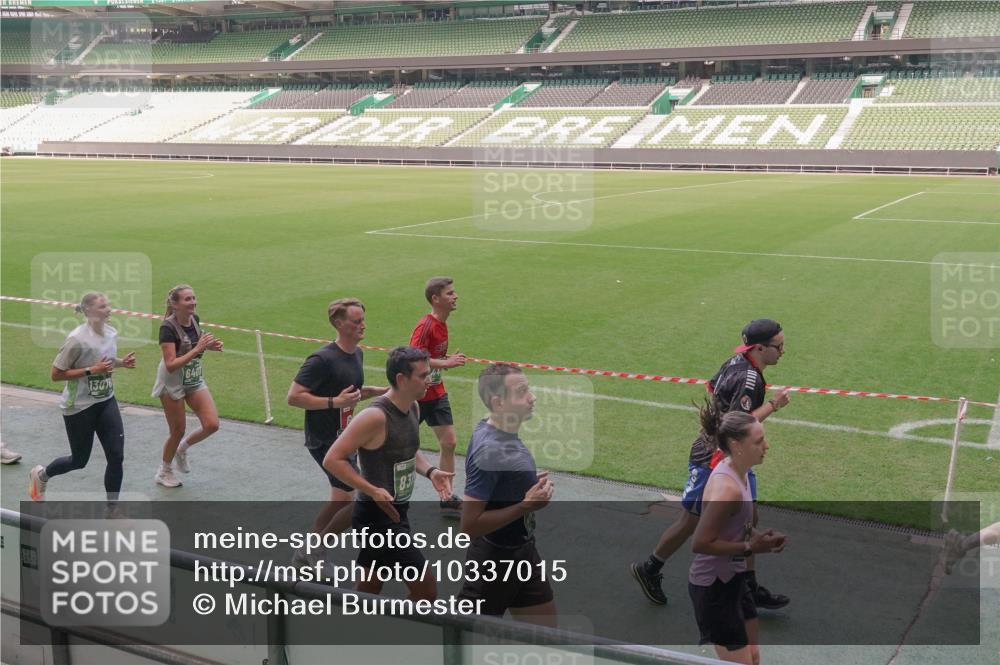 13.09.2026 - 21. swb-Marathon Bremen Michael Burmester http://msf.ph/oto/10337015 13.09.2026 13:13:18 Laufen im Stadion 118, 183, 270, 278, 349, 460, 514, 576, 600, 631, 695, 702, 843, 933, 950, 1005, 1143, 1226, 1286, 1334, 1408, 1426, 1596, 1641, 1991, 2005, 2035, 2079, 2264, 2336, 2375, 2377, 2387, 2398, 2412, 2439, 2457, 2461, 2478, 2505, 2521, 2540, 2612, 2665, 2673, 2684, 2693, 2765, 2773, 2792, 2815, 2816, 2850, 2860, 2884, 2895, 2921, 2963, 2966, 2972, 2975, 3016, 3111, 3143, 3155, 3209, 3253, 3277, 3293, 3304, 3308, 3313, 3378, 3434, 3653, 3661 meine-sportfotos.de
