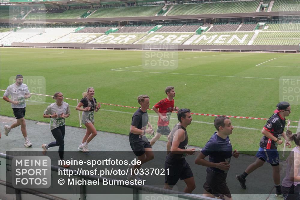 13.09.2026 - 21. swb-Marathon Bremen Michael Burmester http://msf.ph/oto/10337021 13.09.2026 13:13:19 Laufen im Stadion 118, 183, 270, 278, 349, 460, 514, 576, 600, 631, 695, 702, 933, 950, 1005, 1143, 1226, 1286, 1334, 1408, 1426, 1596, 1641, 1991, 2005, 2024, 2035, 2079, 2264, 2336, 2377, 2387, 2398, 2412, 2439, 2457, 2461, 2478, 2505, 2521, 2540, 2612, 2665, 2673, 2684, 2693, 2765, 2773, 2792, 2815, 2816, 2850, 2860, 2884, 2895, 2921, 2963, 2966, 2972, 2975, 3016, 3111, 3143, 3155, 3209, 3253, 3277, 3293, 3304, 3308, 3313, 3378, 3434, 3653, 3661 meine-sportfotos.de