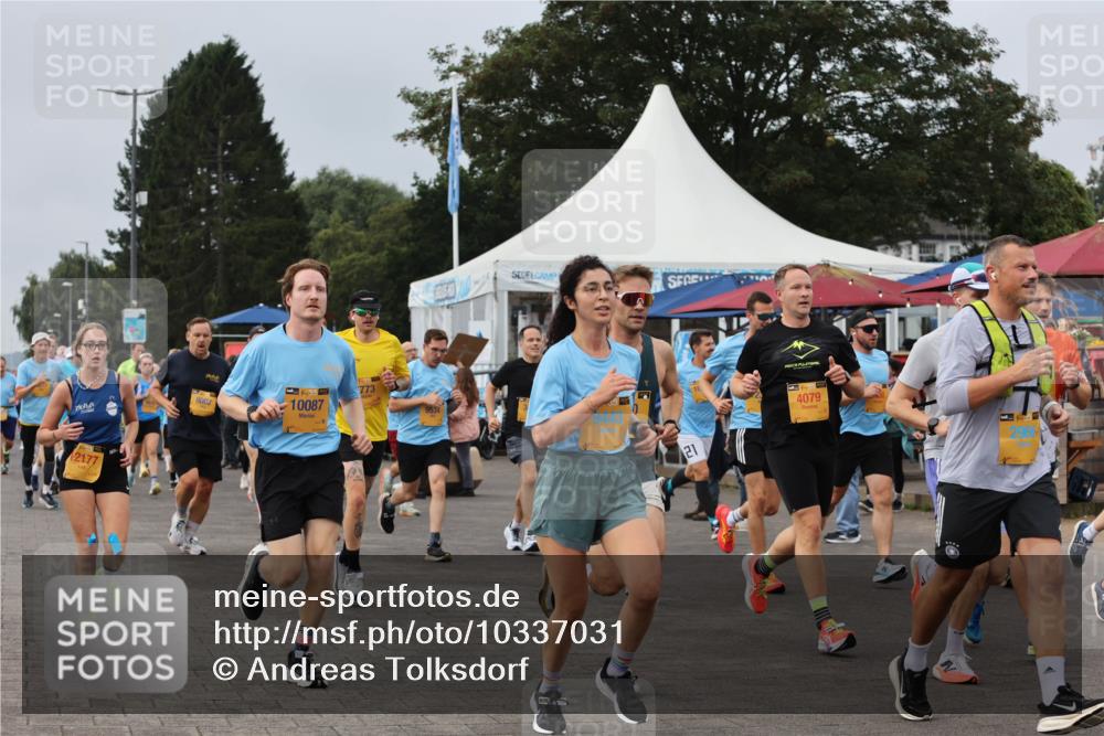 13.09.2026 - Kiel Lauf Andreas Tolksdorf http://msf.ph/oto/10337031 13.09.2026 09:54:13 Kiellinie 8002, 38, 10087, 773, 2177, 21, 4079 meine-sportfotos.de