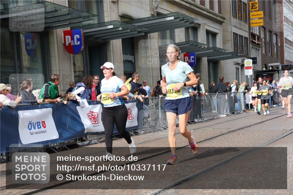 13.09.2026 - 21. swb-Marathon Bremen Strokosch-Dieckow http://msf.ph/oto/10337117 13.09.2026 11:05:15 Ziel 10168, 10186, 10238, 10259, 10260, 10432, 10457, 10717, 10864, 11146, 11314, 11334, 11387, 11394, 11520, 11521, 11571, 11572, 11724, 11791, 11892, 11947, 12055, 12156, 12251, 12273, 12330, 12362, 12501, 10370, 10411, 10465, 10576, 10697, 10718, 10741, 10800, 10802, 10850, 10975, 10995, 11102, 11105, 11157, 11218, 11281, 11326, 11584, 11616, 11722, 11900, 11939, 12002, 12011, 12064 meine-sportfotos.de