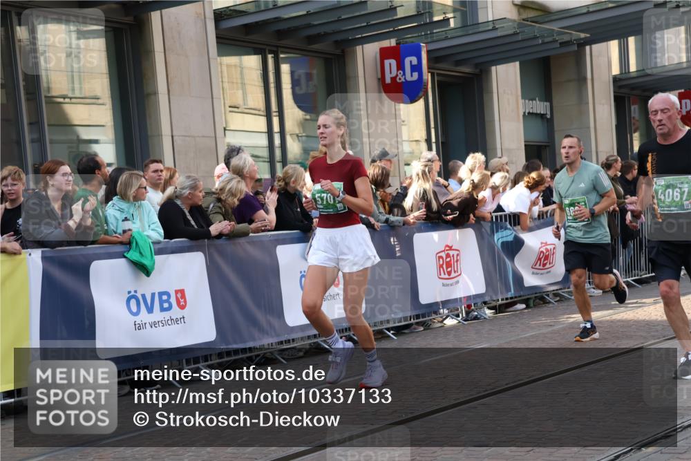 13.09.2026 - 21. swb-Marathon Bremen Strokosch-Dieckow http://msf.ph/oto/10337133 13.09.2026 13:25:39 Ziel 150, 1163, 1647, 1896, 2033, 2062, 2421, 2666, 2708, 2781, 2987, 3248, 3516, 3722, 4067, 4161, 4411, 4439, 4476, 4724, 4842, 5013, 5139, 5558, 5622, 5701, 6135, 6605, 6886, 7638, 7780, 8271, 8361, 8592, 8635, 9266, 9794, 191, 209, 260, 1458, 1650, 1658, 1752, 2046, 3124, 3168, 3186, 3806, 4294, 4439, 4717, 4927, 5703, 5755, 5814, 6380, 7252, 8357, 8545, 8597, 8695, 8769, 8890, 9299, 9440, 9460, 9468, 9506, 9563, 13025 meine-sportfotos.de