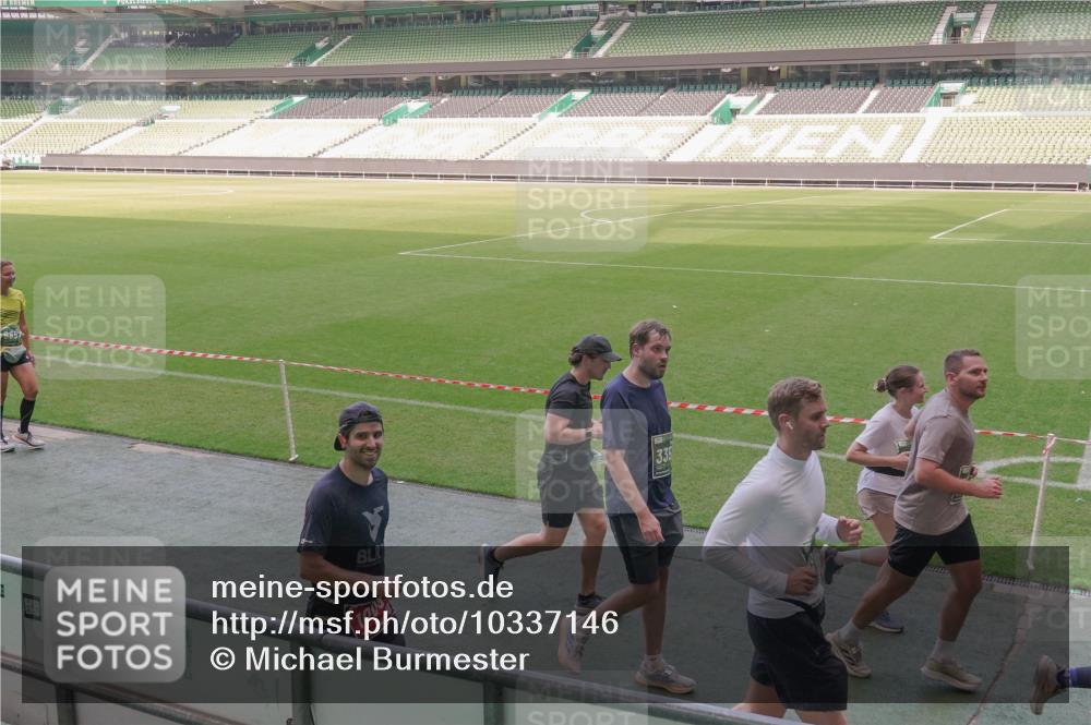 13.09.2026 - 21. swb-Marathon Bremen Michael Burmester http://msf.ph/oto/10337146 13.09.2026 13:13:36 Laufen im Stadion 118, 183, 270, 278, 349, 460, 514, 576, 600, 631, 695, 702, 768, 933, 950, 956, 1005, 1143, 1286, 1334, 1392, 1408, 1426, 1573, 1596, 1641, 1991, 2005, 2024, 2035, 2079, 2233, 2264, 2336, 2387, 2412, 2439, 2457, 2461, 2478, 2505, 2521, 2540, 2564, 2612, 2665, 2684, 2693, 2765, 2773, 2792, 2815, 2816, 2829, 2860, 2884, 2887, 2895, 2921, 2963, 2966, 2972, 2975, 3016, 3111, 3143, 3155, 3209, 3253, 3277, 3293, 3304, 3313, 3378, 3405, 3428, 3434, 3653, 3661 meine-sportfotos.de