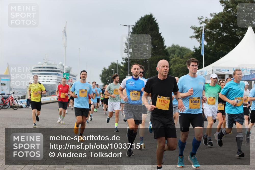 13.09.2026 - Kiel Lauf Andreas Tolksdorf http://msf.ph/oto/10337151 13.09.2026 09:54:18 Kiellinie 1467, 8747, 11707, 6381, 10608, 1979 meine-sportfotos.de