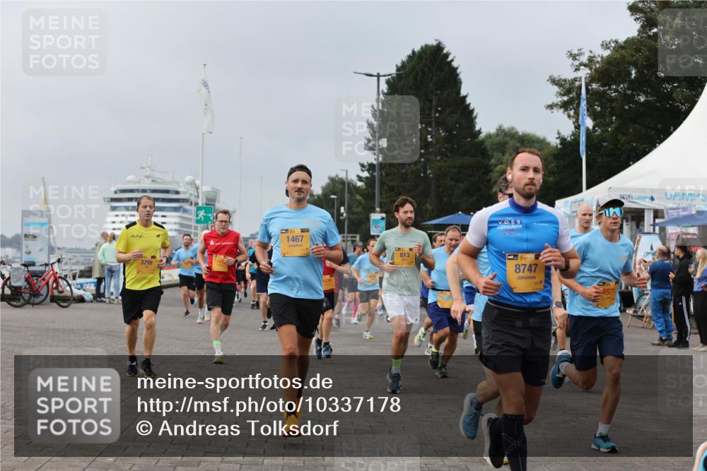 13.09.2026 - Kiel Lauf Andreas Tolksdorf http://msf.ph/oto/10337178 13.09.2026 09:54:19 Kiellinie 3799, 13, 11422, 39, 1467, 813, 38, 8747, 4971 meine-sportfotos.de