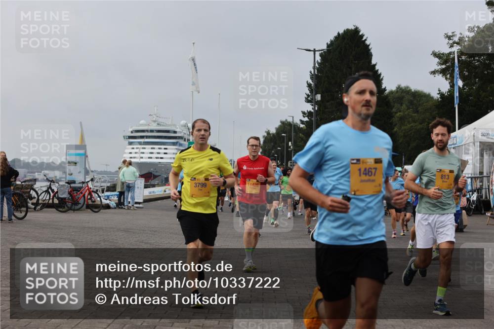 13.09.2026 - Kiel Lauf Andreas Tolksdorf http://msf.ph/oto/10337222 13.09.2026 09:54:20 Kiellinie 1467, 813, 3799, 11426 meine-sportfotos.de