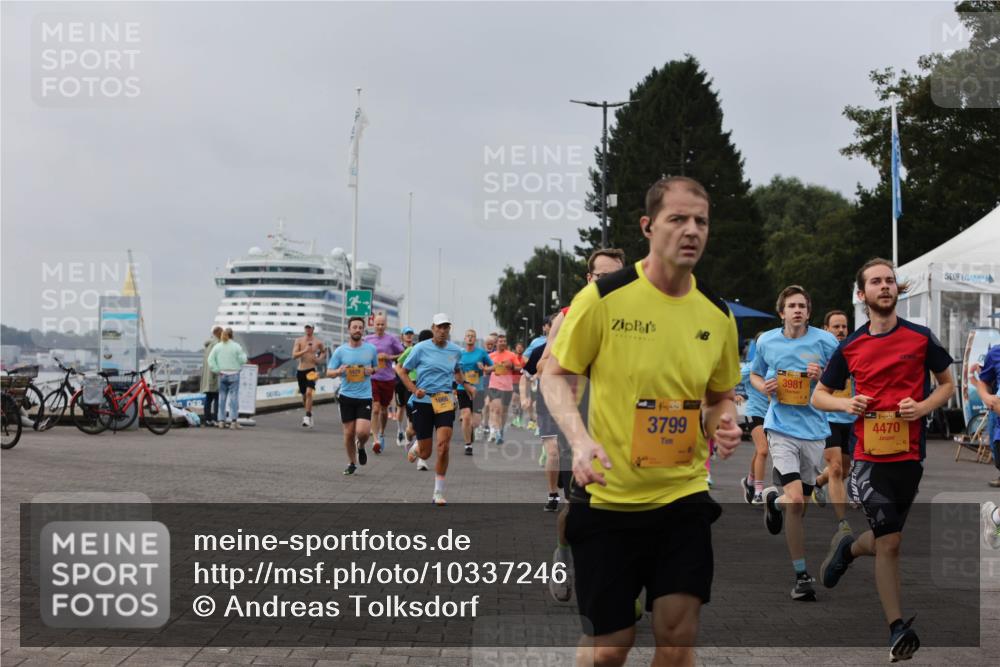 13.09.2026 - Kiel Lauf Andreas Tolksdorf http://msf.ph/oto/10337246 13.09.2026 09:54:21 Kiellinie 1668, 38, 3799, 3981, 38, 4470 meine-sportfotos.de