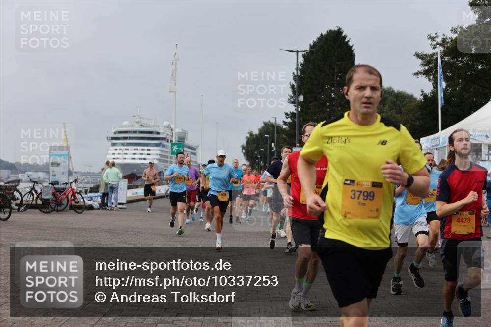 13.09.2026 - Kiel Lauf Andreas Tolksdorf http://msf.ph/oto/10337253 13.09.2026 09:54:21 Kiellinie 1668, 26, 1, 39, 3799, 592, 38, 4470 meine-sportfotos.de