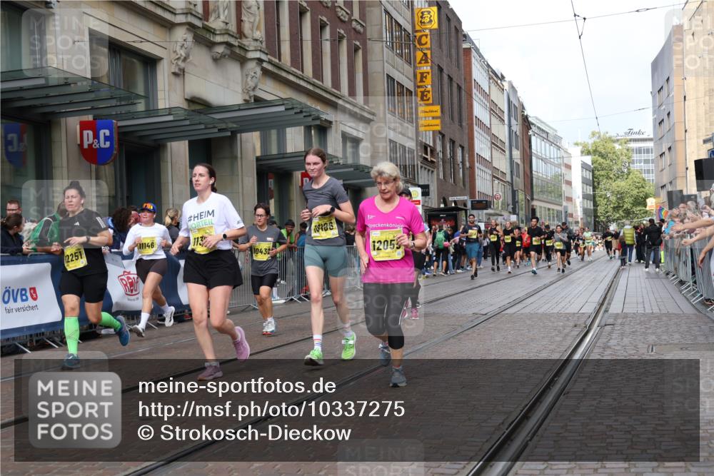 13.09.2026 - 21. swb-Marathon Bremen Strokosch-Dieckow http://msf.ph/oto/10337275 13.09.2026 11:05:21 Ziel 10168, 10186, 10238, 10259, 10260, 10305, 10432, 10457, 10864, 11024, 11146, 11314, 11387, 11394, 11520, 11521, 11571, 11572, 11724, 11791, 11892, 11947, 12055, 12156, 12251, 12273, 12330, 12362, 12378, 12501, 12523, 12773, 10370, 10411, 10465, 10576, 10697, 10717, 10718, 10800, 10802, 10850, 10975, 10995, 11102, 11105, 11157, 11218, 11281, 11326, 11334, 11584, 11616, 11722, 11900, 12002, 12011, 12064, 12251 meine-sportfotos.de