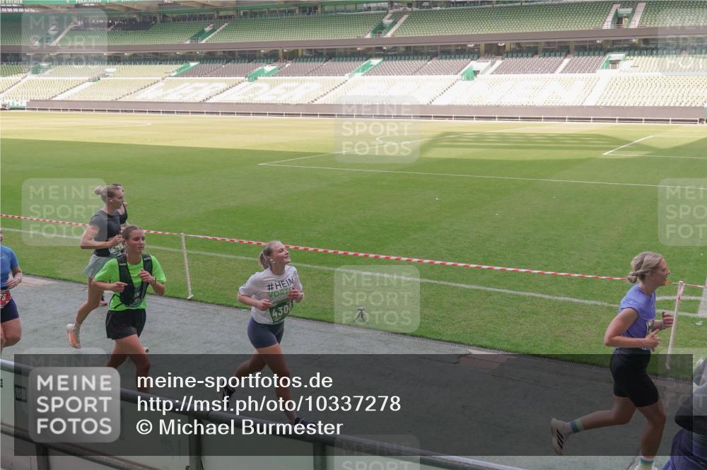 13.09.2026 - 21. swb-Marathon Bremen Michael Burmester http://msf.ph/oto/10337278 13.09.2026 13:13:53 Laufen im Stadion 118, 183, 270, 278, 349, 460, 514, 576, 600, 631, 695, 702, 768, 933, 950, 956, 1005, 1008, 1143, 1286, 1334, 1392, 1408, 1426, 1573, 1596, 1641, 1818, 1819, 1991, 2005, 2024, 2035, 2079, 2233, 2264, 2314, 2387, 2412, 2439, 2457, 2461, 2478, 2505, 2521, 2540, 2564, 2612, 2665, 2684, 2693, 2765, 2773, 2792, 2815, 2816, 2829, 2838, 2860, 2884, 2887, 2895, 2921, 2963, 2966, 2972, 2975, 2978, 3016, 3111, 3209, 3253, 3277, 3293, 3304, 3313, 3378, 3405, 3428, 3434, 3653, 3661, 4080 meine-sportfotos.de