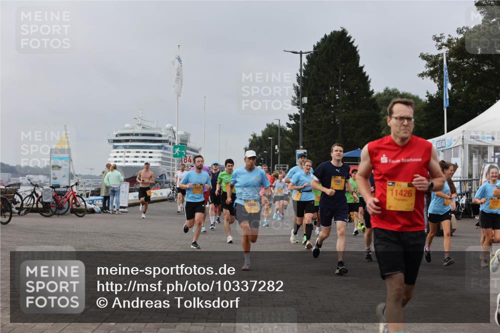 13.09.2026 - Kiel Lauf Andreas Tolksdorf http://msf.ph/oto/10337282 13.09.2026 09:54:22 Kiellinie 4, 1668, 1981, 11426, 7312 meine-sportfotos.de