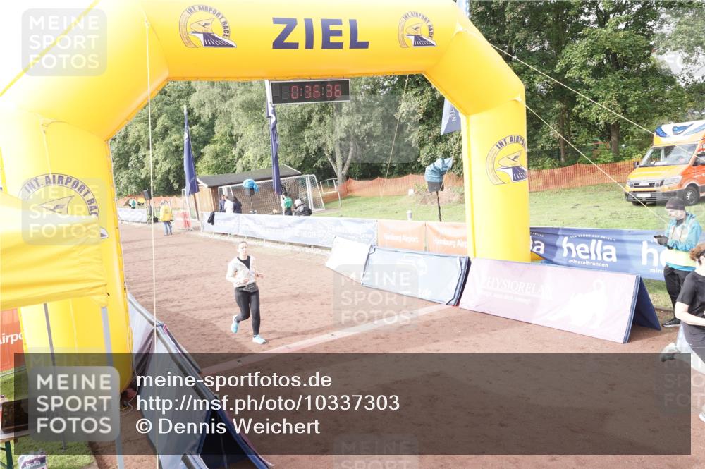 13.09.2026 - Airport Race Dennis Weichert http://msf.ph/oto/10337303 13.09.2026 10:37:09 Ziel 4127, 5244, 5276 meine-sportfotos.de
