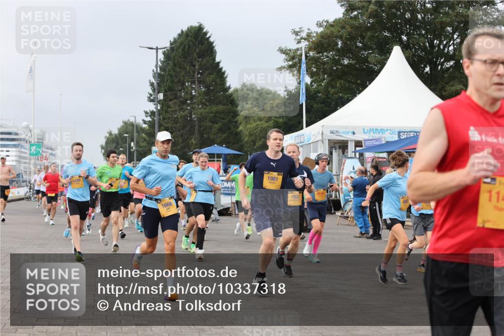 13.09.2026 - Kiel Lauf Andreas Tolksdorf http://msf.ph/oto/10337318 13.09.2026 09:54:23 Kiellinie 4, 5429, 1668, 1981, 7932, 9541, 114 meine-sportfotos.de