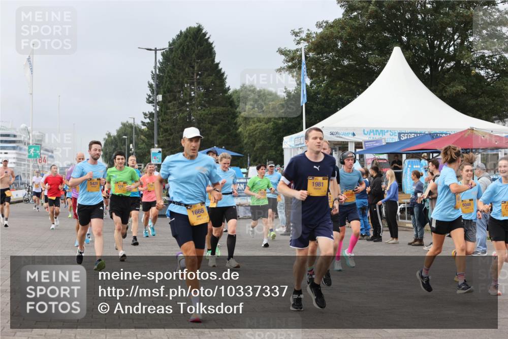 13.09.2026 - Kiel Lauf Andreas Tolksdorf http://msf.ph/oto/10337337 13.09.2026 09:54:23 Kiellinie 13, 4, 5429, 1668, 1981, 9541, 5048 meine-sportfotos.de