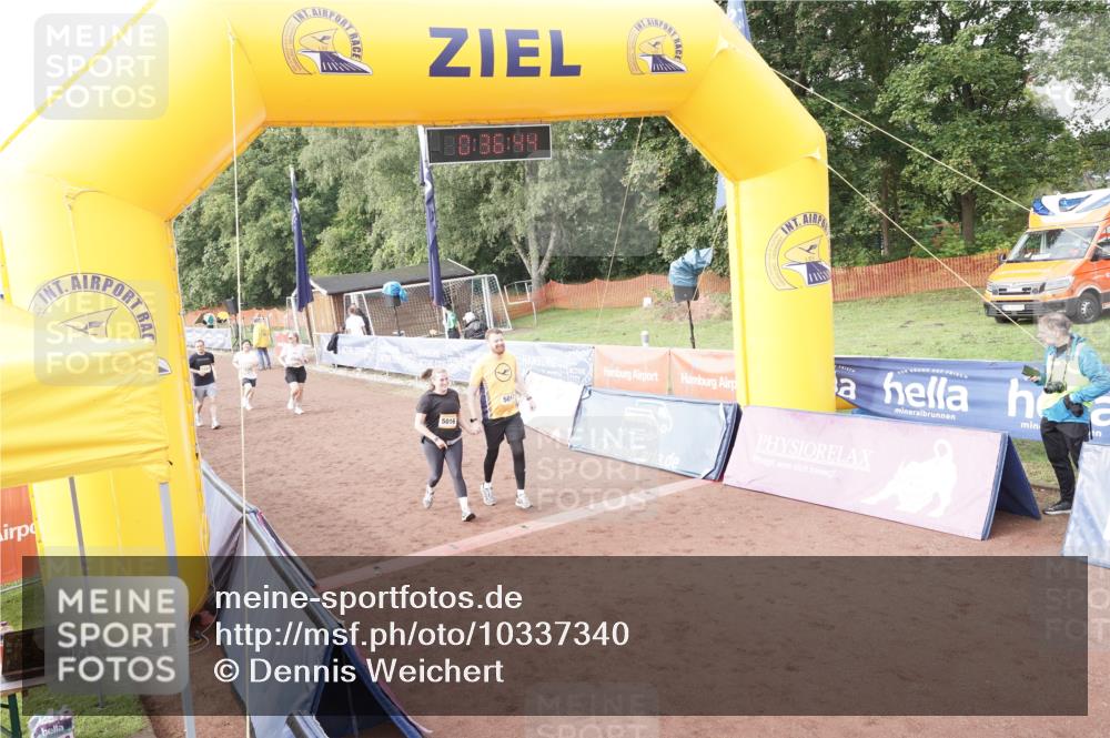 13.09.2026 - Airport Race Dennis Weichert http://msf.ph/oto/10337340 13.09.2026 10:37:17 Ziel 5016, 5017, 5105, 5107, 5255, 5258, 5363 meine-sportfotos.de