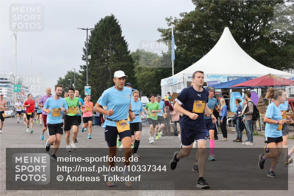 13.09.2026 - Kiel Lauf Andreas Tolksdorf http://msf.ph/oto/10337344 13.09.2026 09:54:24 Kiellinie 4, 3, 5429, 524, 1668, 1981 meine-sportfotos.de
