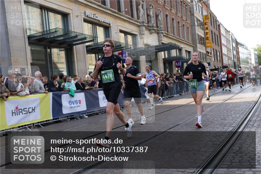13.09.2026 - 21. swb-Marathon Bremen Strokosch-Dieckow http://msf.ph/oto/10337387 13.09.2026 13:25:46 Ziel 1163, 1647, 1896, 2062, 2666, 2708, 2987, 3248, 3516, 4067, 4476, 4723, 4724, 5013, 5558, 5701, 5854, 5906, 6135, 6605, 6886, 7638, 7780, 8271, 8361, 8592, 8635, 9266, 9794, 150, 191, 209, 1458, 1650, 1752, 2033, 2421, 2781, 3124, 3186, 3722, 3806, 4161, 4411, 4439, 4717, 4842, 4927, 5013, 5139, 5622, 5703, 5755, 5814, 7252, 8545, 8597, 8695, 8890, 9440, 9468, 9506 meine-sportfotos.de