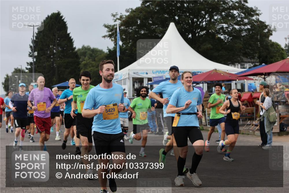 13.09.2026 - Kiel Lauf Andreas Tolksdorf http://msf.ph/oto/10337399 13.09.2026 09:54:26 Kiellinie 9143, 38, 5429, 11612, 7619 meine-sportfotos.de