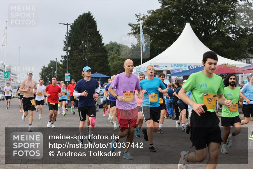 13.09.2026 - Kiel Lauf Andreas Tolksdorf http://msf.ph/oto/10337442 13.09.2026 09:54:27 Kiellinie 4, 61, 9143, 4540, 5, 39, 524, 11612 meine-sportfotos.de