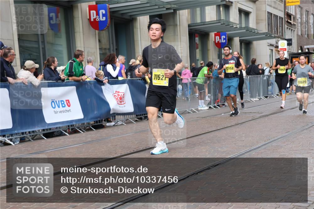 13.09.2026 - 21. swb-Marathon Bremen Strokosch-Dieckow http://msf.ph/oto/10337456 13.09.2026 11:05:27 Ziel 10018, 10168, 10238, 10259, 10260, 10305, 10382, 10457, 10619, 10864, 11024, 11132, 11164, 11477, 11520, 11724, 11791, 11892, 11947, 12156, 12186, 12273, 12330, 12362, 12378, 12501, 12523, 12528, 12773, 10186, 10370, 10411, 10432, 10576, 10697, 10717, 10718, 10800, 10802, 10995, 11102, 11105, 11146, 11157, 11218, 11281, 11314, 11326, 11334, 11387, 11394, 11521, 11571, 11572, 11584, 11616, 11722, 11900, 12011, 12055, 12251, 12330 meine-sportfotos.de