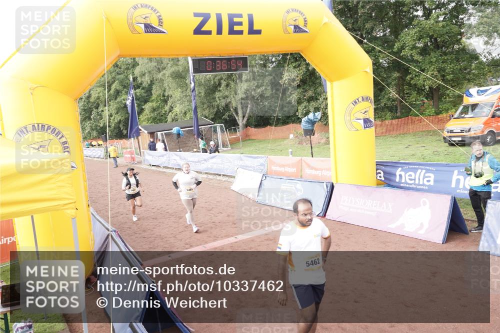 13.09.2026 - Airport Race Dennis Weichert http://msf.ph/oto/10337462 13.09.2026 10:37:27 Ziel 5105, 5107, 5363, 5407, 5461, 5462 meine-sportfotos.de