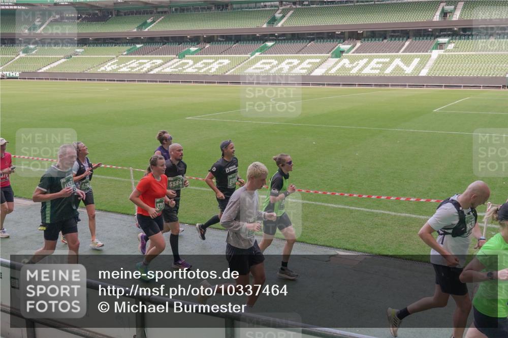 13.09.2026 - 21. swb-Marathon Bremen Michael Burmester http://msf.ph/oto/10337464 13.09.2026 13:14:12 Laufen im Stadion 183, 270, 278, 300, 349, 414, 460, 576, 600, 631, 695, 702, 768, 933, 950, 956, 1005, 1008, 1143, 1392, 1408, 1426, 1573, 1596, 1641, 1818, 1819, 1991, 2024, 2035, 2079, 2233, 2264, 2314, 2387, 2412, 2439, 2457, 2461, 2478, 2494, 2521, 2540, 2564, 2612, 2665, 2684, 2690, 2691, 2693, 2737, 2773, 2792, 2816, 2829, 2838, 2860, 2861, 2865, 2884, 2887, 2921, 2972, 2978, 3016, 3111, 3209, 3253, 3277, 3293, 3304, 3313, 3355, 3378, 3405, 3428, 3653, 3661, 3680, 4034, 4080, 4511 meine-sportfotos.de