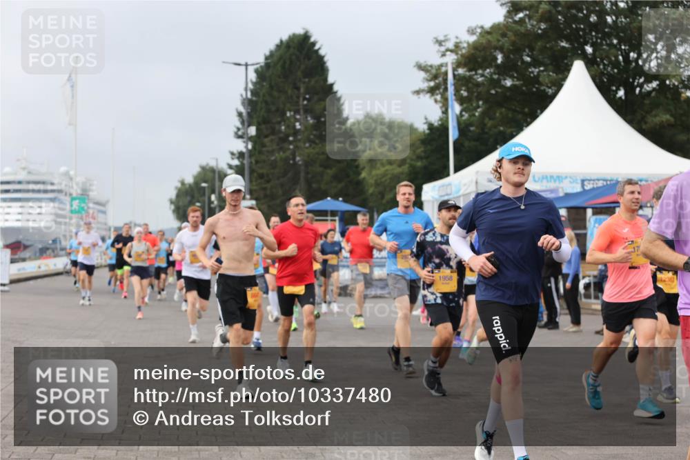 13.09.2026 - Kiel Lauf Andreas Tolksdorf http://msf.ph/oto/10337480 13.09.2026 09:54:28 Kiellinie 1958 meine-sportfotos.de