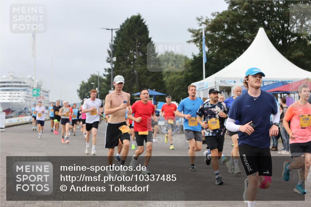 13.09.2026 - Kiel Lauf Andreas Tolksdorf http://msf.ph/oto/10337485 13.09.2026 09:54:28 Kiellinie 2824, 1958, 39, 1700 meine-sportfotos.de