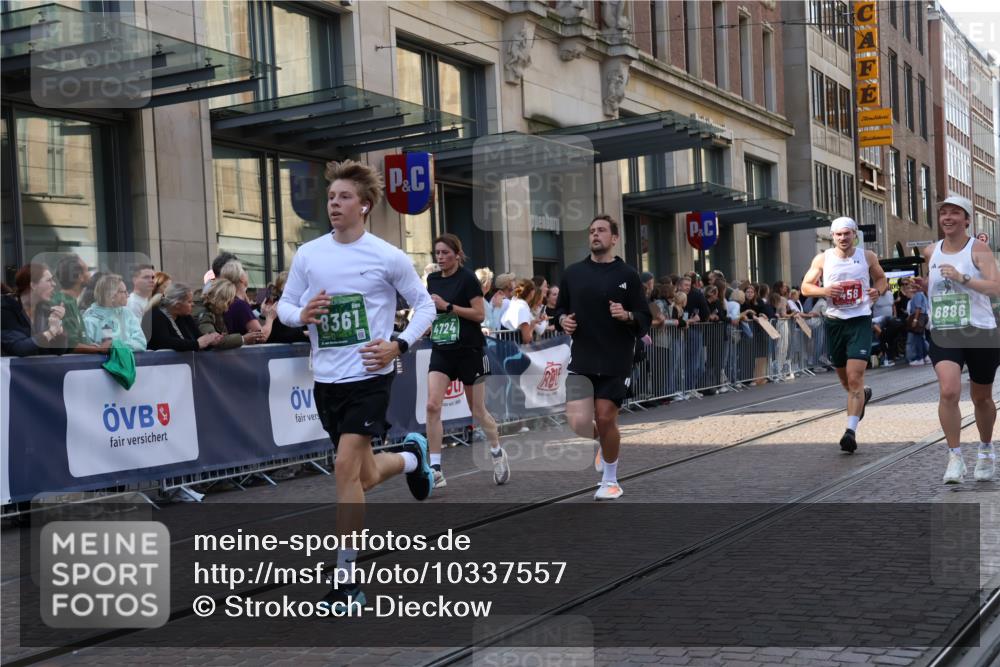 13.09.2026 - 21. swb-Marathon Bremen Strokosch-Dieckow http://msf.ph/oto/10337557 13.09.2026 13:25:51 Ziel 1896, 2062, 2434, 2666, 3248, 3516, 3983, 4067, 4476, 4723, 4724, 5558, 5701, 5854, 5906, 5934, 6230, 6605, 6886, 7638, 8361, 8592, 8635, 8817, 9266, 9794, 150, 191, 209, 1163, 1458, 1647, 1752, 2033, 2421, 2708, 2781, 2987, 3124, 3186, 3722, 3806, 4161, 4411, 4439, 4717, 4842, 4927, 5013, 5139, 5622, 5703, 5755, 6135, 7638, 7780, 8271, 8545, 8597, 8890, 9440, 9506 meine-sportfotos.de