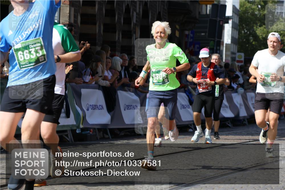 13.09.2026 - 21. swb-Marathon Bremen Strokosch-Dieckow http://msf.ph/oto/10337581 13.09.2026 13:19:14 Ziel 307, 4916, 5277, 6310, 7104, 7154, 7163, 7602, 7647, 7791, 9512, 13184, 2423, 2535, 3182, 3508, 4319, 4455, 5371, 6008, 7268, 7754, 7945, 8153, 9552, 9638, 9805 meine-sportfotos.de