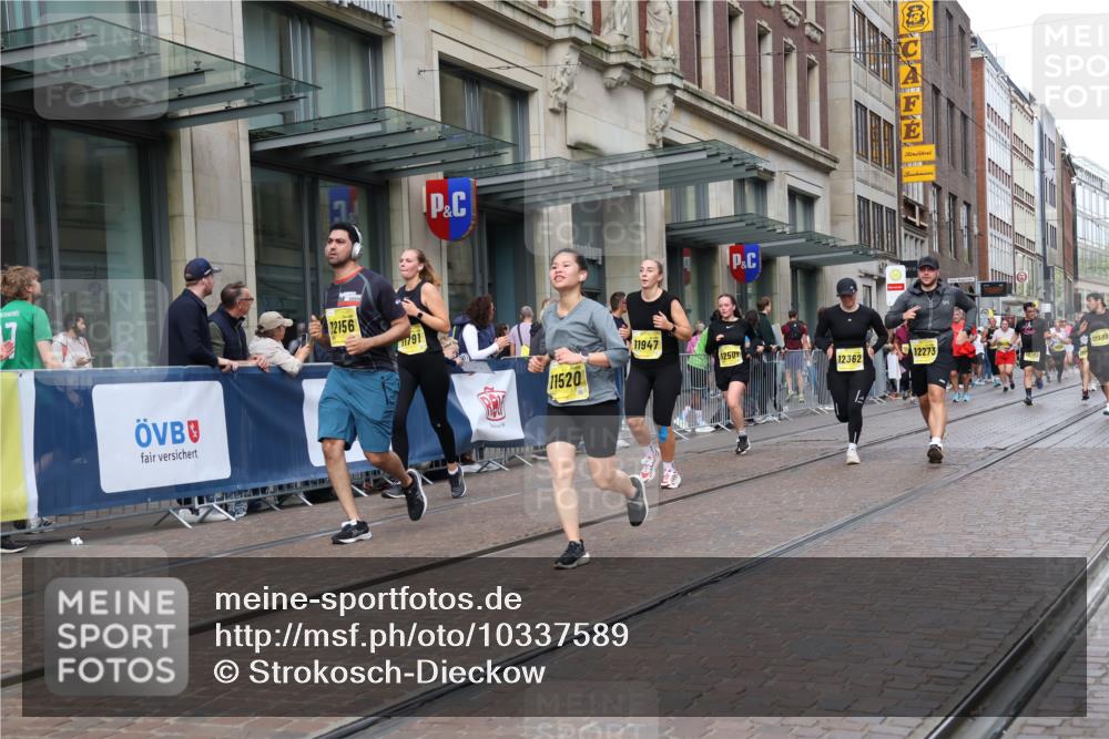 13.09.2026 - 21. swb-Marathon Bremen Strokosch-Dieckow http://msf.ph/oto/10337589 13.09.2026 11:05:30 Ziel 10018, 10168, 10238, 10259, 10260, 10305, 10382, 10457, 10619, 10864, 11024, 11132, 11164, 11477, 11520, 11791, 11947, 12156, 12186, 12362, 12378, 12501, 12523, 12528, 12773, 10186, 10411, 10432, 10576, 10697, 10717, 10800, 10802, 10995, 11102, 11146, 11157, 11218, 11314, 11326, 11334, 11387, 11394, 11521, 11571, 11572, 11584, 11616, 11722, 11724, 11892, 12011, 12055, 12251, 12273, 12330, 12362 meine-sportfotos.de