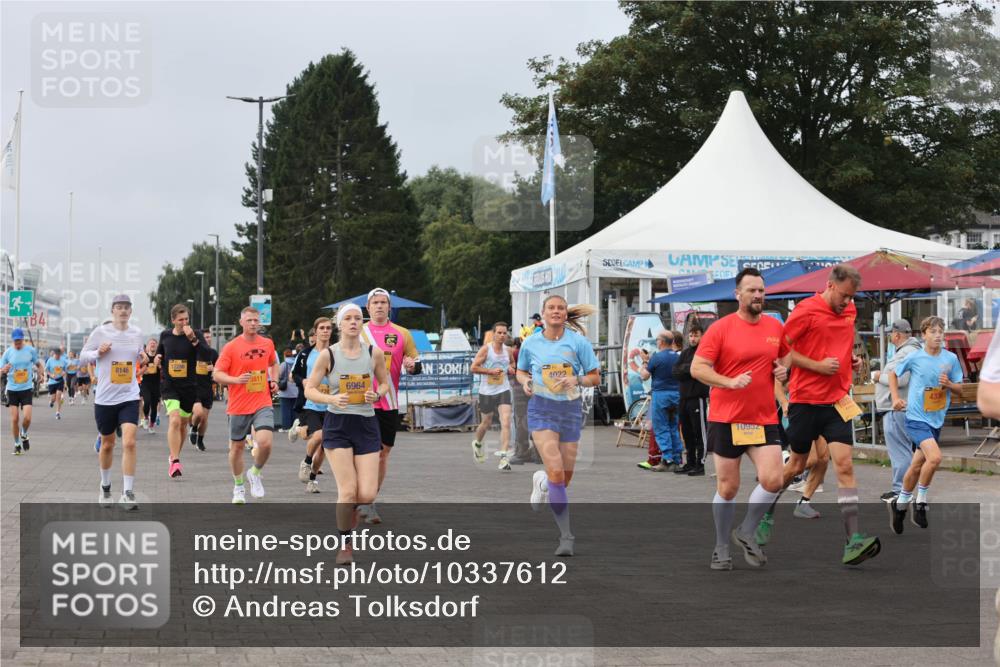 13.09.2026 - Kiel Lauf Andreas Tolksdorf http://msf.ph/oto/10337612 13.09.2026 09:54:32 Kiellinie 4, 8146, 6964, 4022, 10952 meine-sportfotos.de