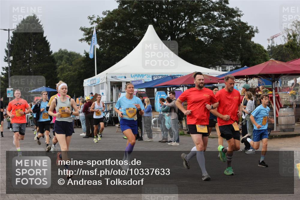 13.09.2026 - Kiel Lauf Andreas Tolksdorf http://msf.ph/oto/10337633 13.09.2026 09:54:32 Kiellinie 5274, 69, 4022, 10952 meine-sportfotos.de