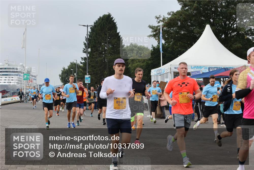 13.09.2026 - Kiel Lauf Andreas Tolksdorf http://msf.ph/oto/10337699 13.09.2026 09:54:35 Kiellinie 8146, 12286, 3811, 4837, 5274 meine-sportfotos.de