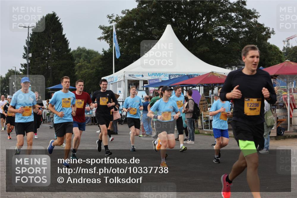 13.09.2026 - Kiel Lauf Andreas Tolksdorf http://msf.ph/oto/10337738 13.09.2026 09:54:36 Kiellinie 12366, 2493, 3180, 7472, 11363, 2022, 7129, 1007, 12286 meine-sportfotos.de