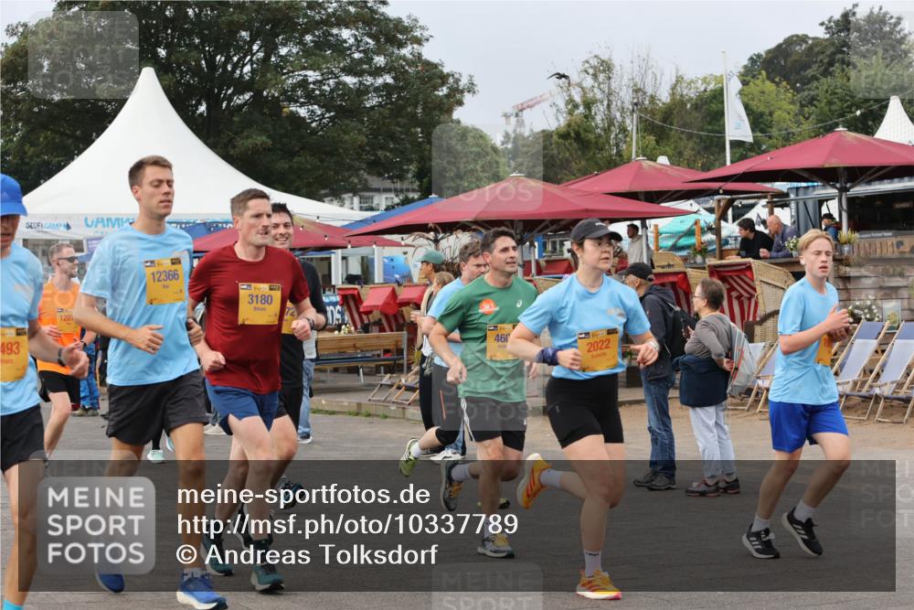 13.09.2026 - Kiel Lauf Andreas Tolksdorf http://msf.ph/oto/10337789 13.09.2026 09:54:38 Kiellinie 493, 31, 1201, 139, 12366, 39, 3180, 39, 460, 39, 2022 meine-sportfotos.de