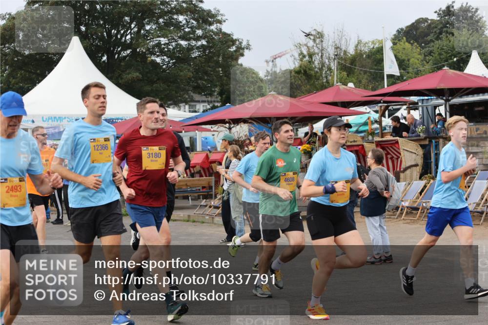 13.09.2026 - Kiel Lauf Andreas Tolksdorf http://msf.ph/oto/10337791 13.09.2026 09:54:38 Kiellinie 735, 2493, 015, 39, 12366, 3180, 4608 meine-sportfotos.de