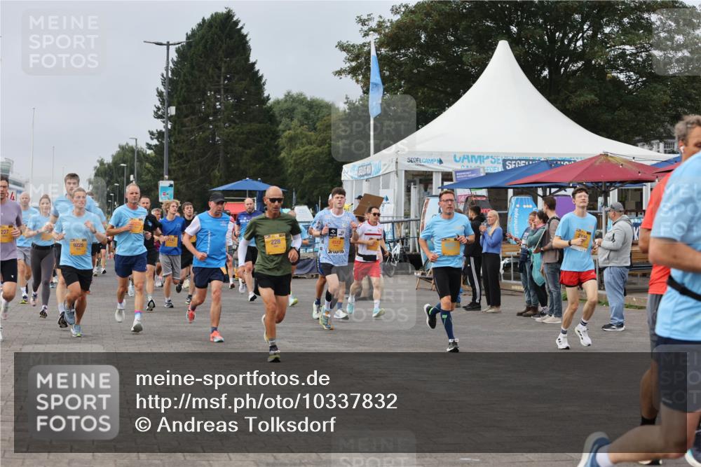 13.09.2026 - Kiel Lauf Andreas Tolksdorf http://msf.ph/oto/10337832 13.09.2026 09:54:45 Kiellinie 4, 9225, 324, 228, 4512 meine-sportfotos.de